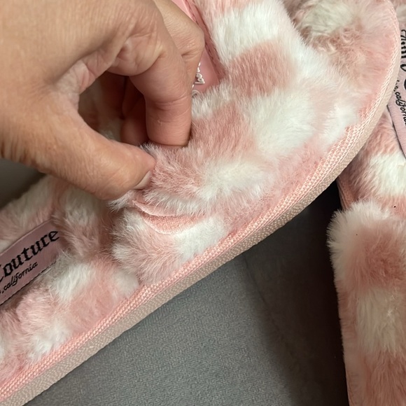 “Juicy Couture- Slippers size 6” - Picture 7 of 8